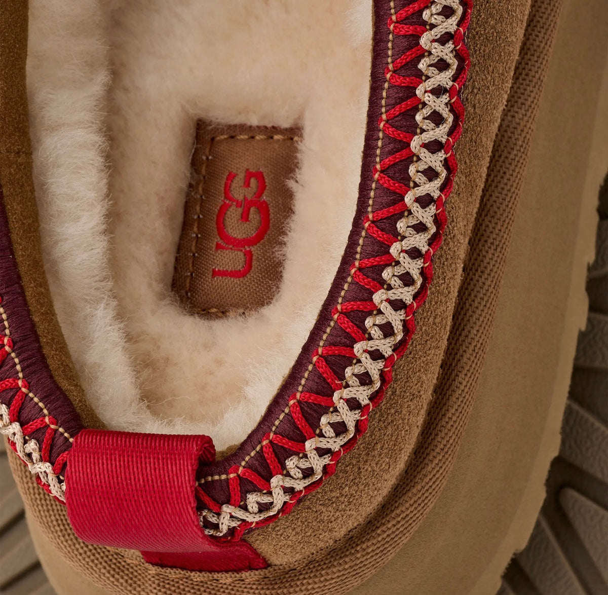 UGG Tazz II