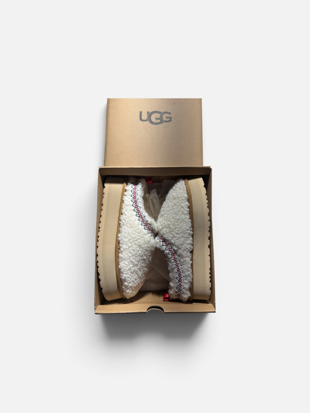 UGG Tazz II